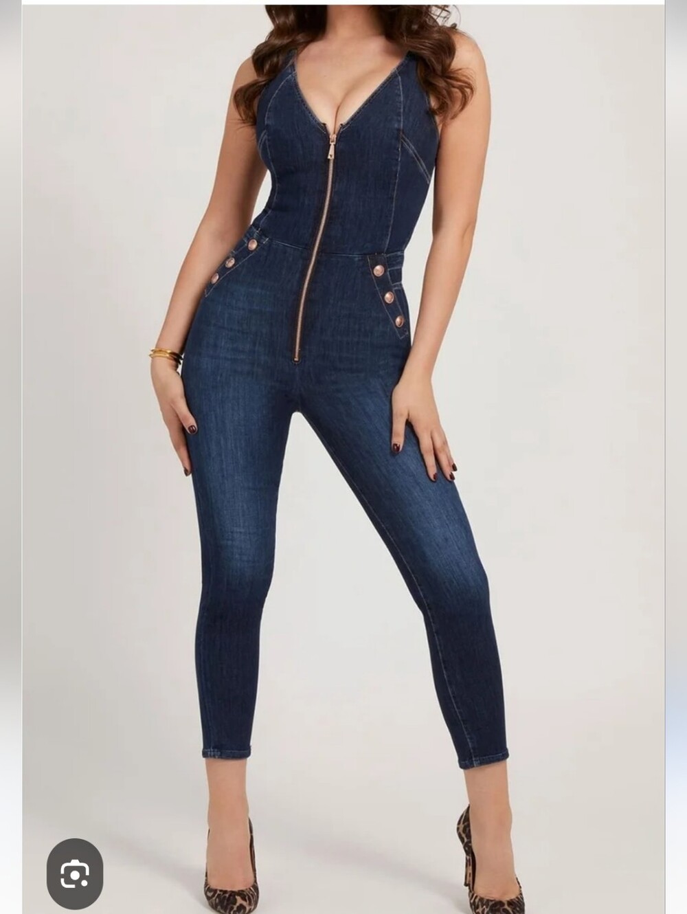 EUC GUESS Reina Dark Wash Denim Sleeveless Jumpsuit Sz 26
